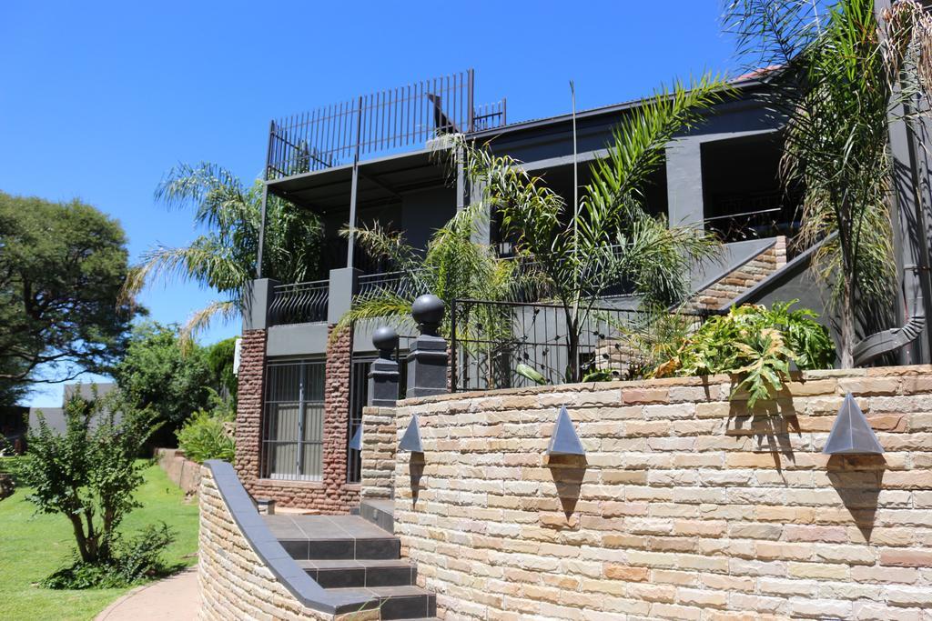 Villa Borghesi Upington Exterior photo