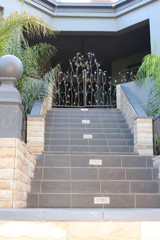 Villa Borghesi Upington Exterior photo