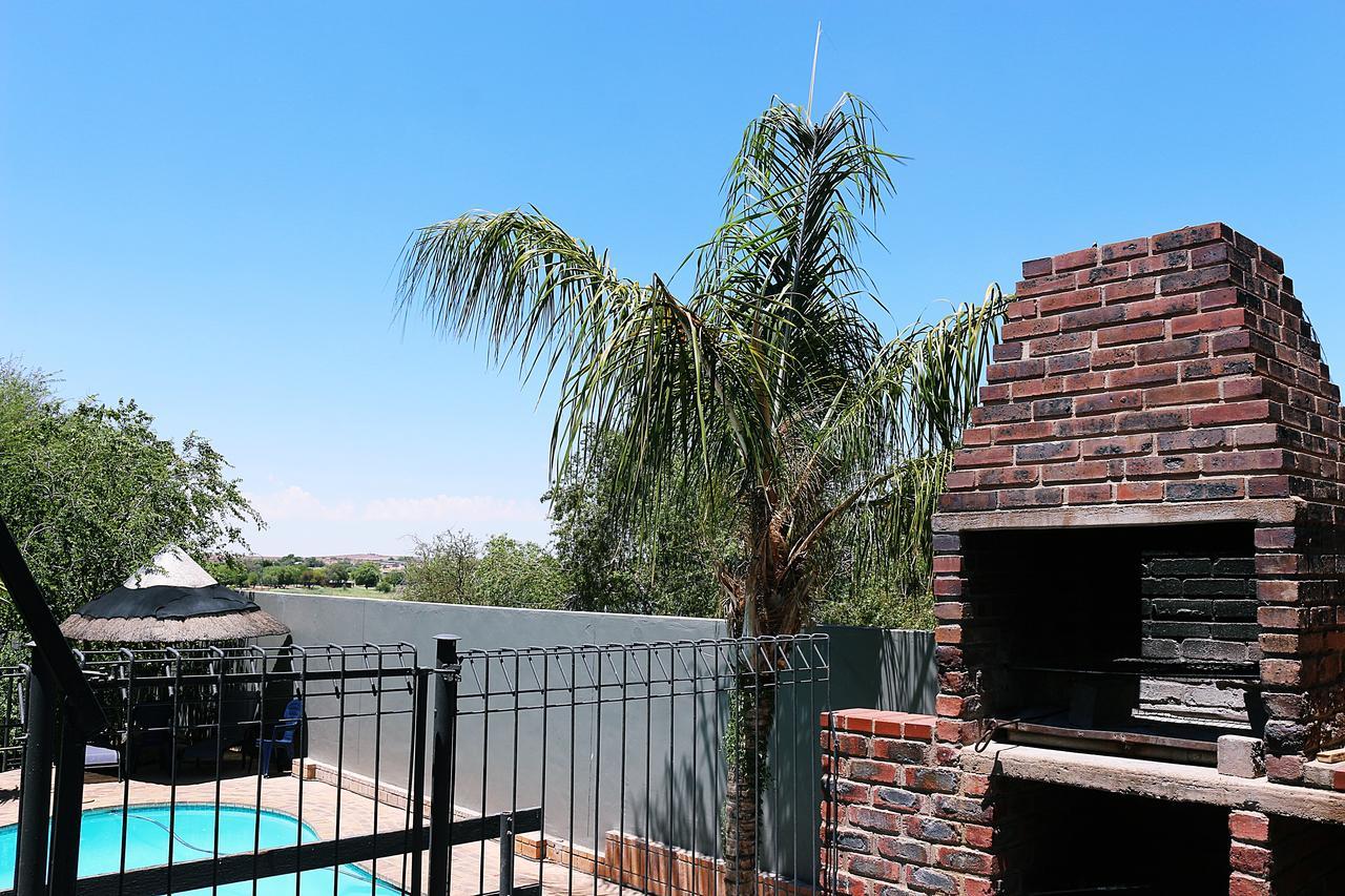 Villa Borghesi Upington Exterior photo